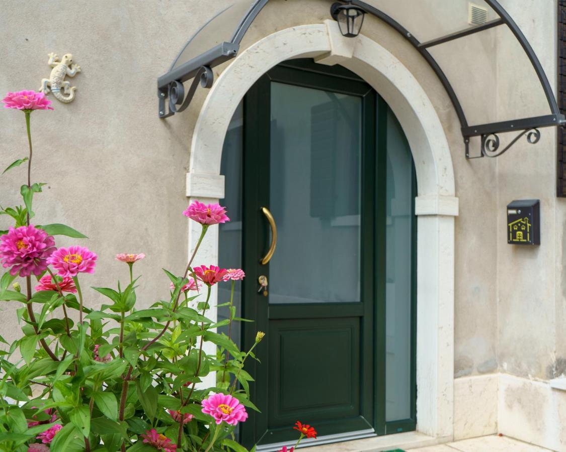 Il Portoncino Verde Неграр Екстериор снимка